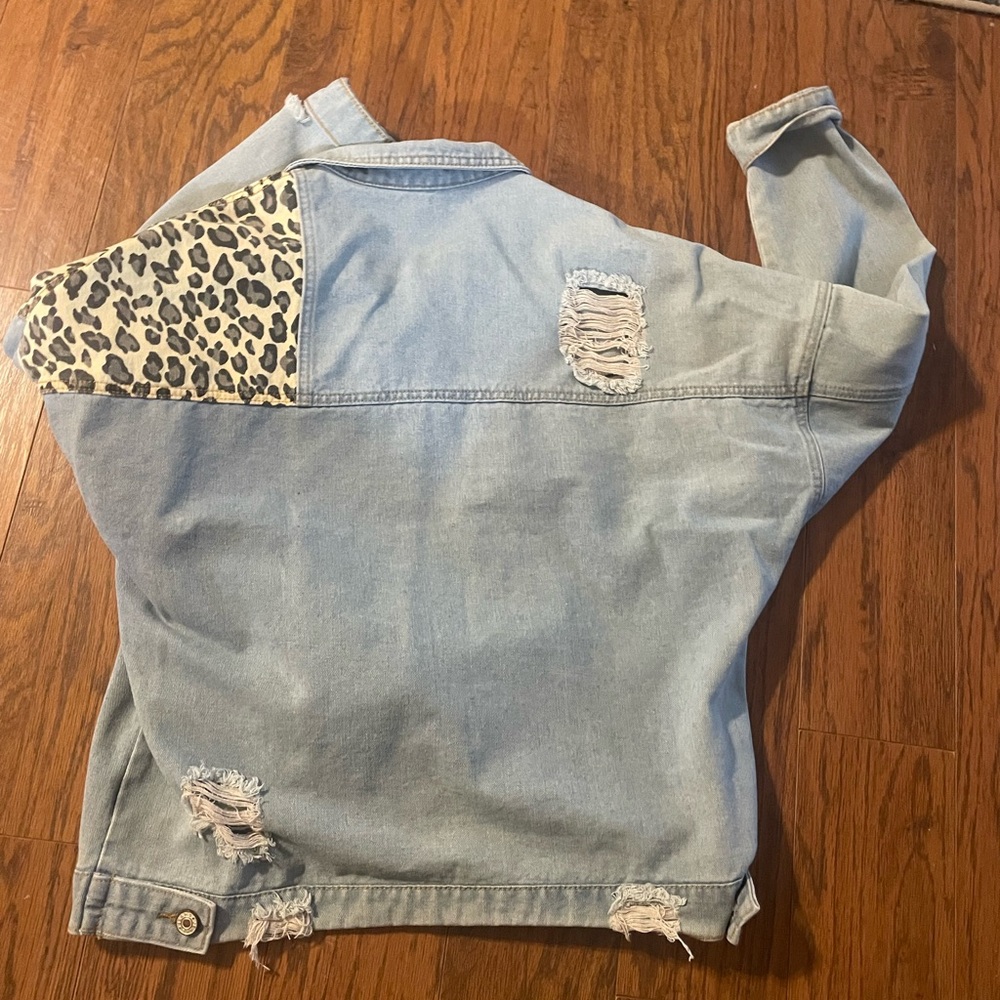 Leopard Patchwork Denim Jacket - Picture 2 of 3